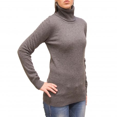 Light grey turtleneck cashmere sweater